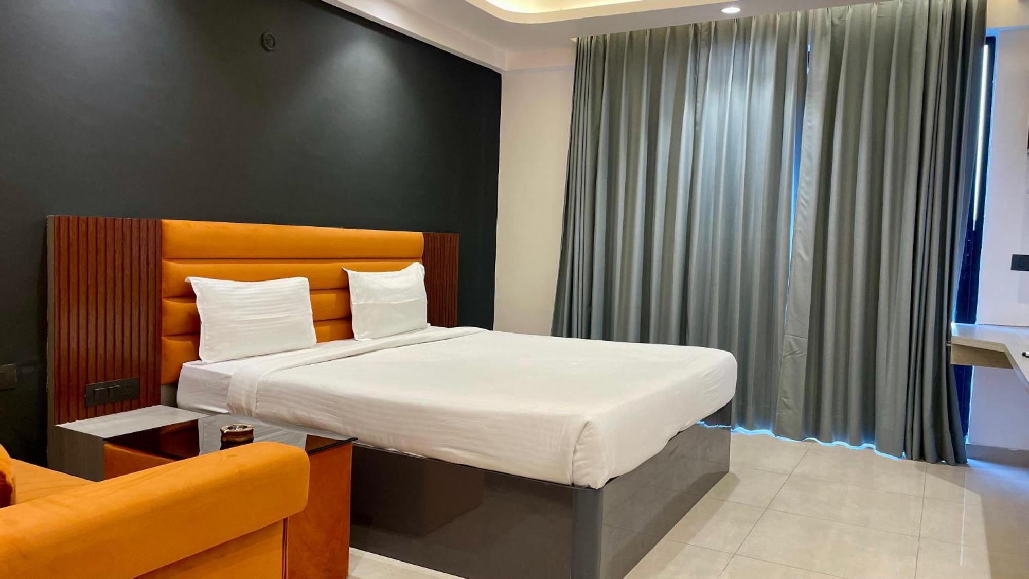 Hotel Maple Tree - Near Ekana Cricket Stadium - Lucknow Exterior foto