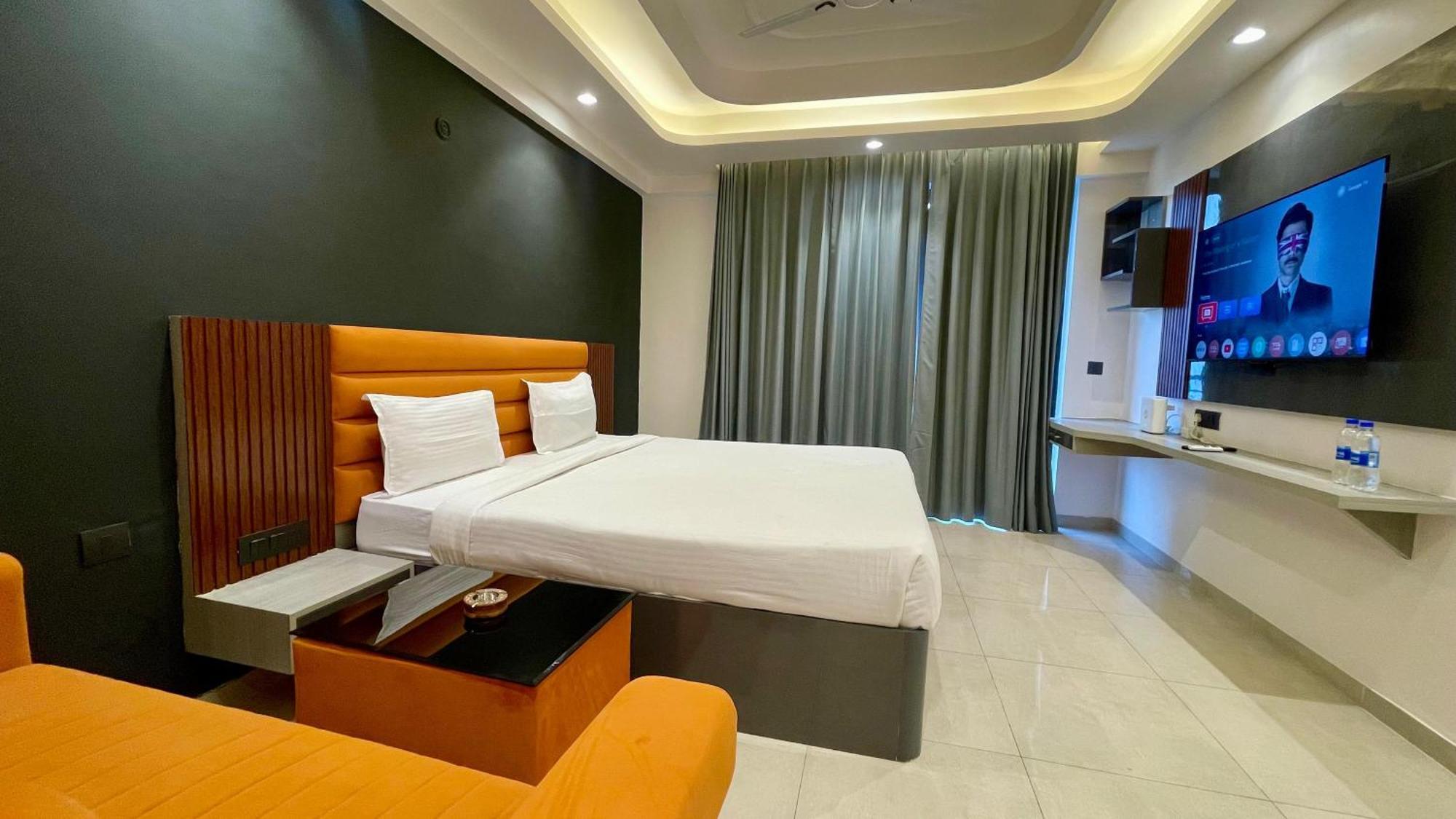 Hotel Maple Tree - Near Ekana Cricket Stadium - Lucknow Exterior foto